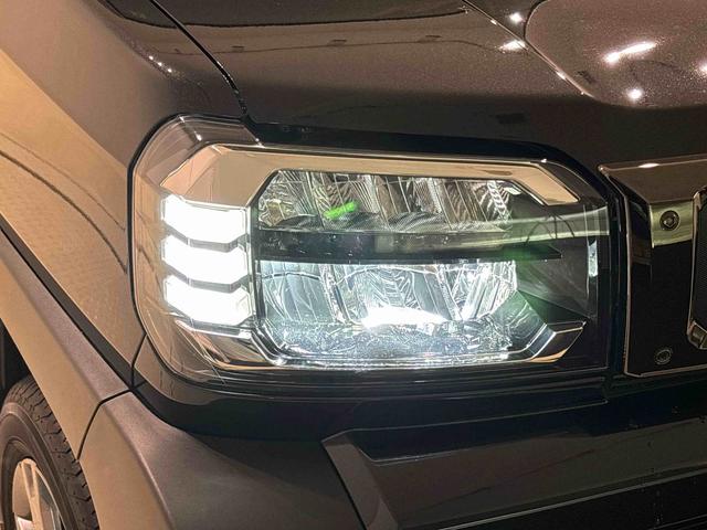 タフトGターボ ダーククロムベンチャー 運転席助手席シートヒーターバックモニター 電動パーキングブレーキ プッシュボタンスタート オートライト サイドエアバッグ LEDヘッドライト・フォグランプ キーフリーシステム 純正アルミホイール セキュリティーアラーム(広島県)の中古車