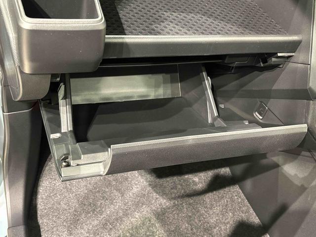 タフトＧ　クロムベンチャー　電動パーキングブレーキスカイフィールトップ　クロムパック　メッキパック　シルバーアンダーガーニッシュ　インテリアアクセント　ＬＥＤオートライト＆フォグランプ　電動パーキングブレーキ　バックカメラ　アルミホイール（広島県）の中古車