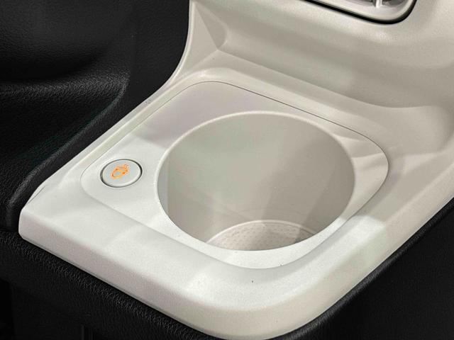 ムーヴキャンバスストライプスＧＬＥＤオートライト・フォグランプ　電動パーキングブレーキ　プッシュボタンスタート　セキュリティアラーム　バックカメラ　両側パワースライドドアウエルカムオープン機能　オート電動格納式ドアミラー（広島県）の中古車