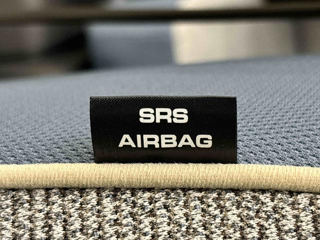 ムーヴキャンバスストライプスＧＬＥＤオートライト・フォグランプ　電動パーキングブレーキ　プッシュボタンスタート　セキュリティアラーム　バックカメラ　両側パワースライドドアウエルカムオープン機能　オート電動格納式ドアミラー（広島県）の中古車