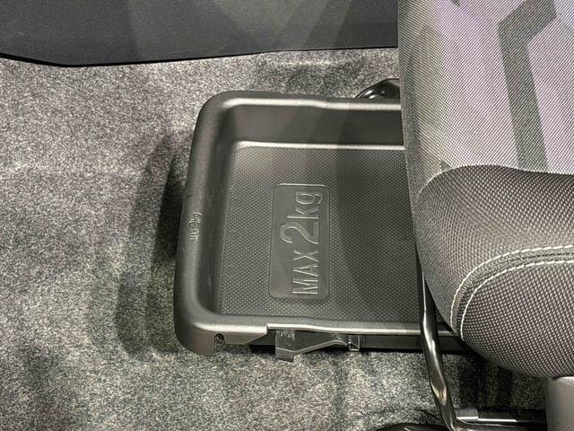 タフトG クロムベンチャー 電動パーキングブレーキスカイフィールトップ クロムパック メッキパック シルバーアンダーガーニッシュ インテリアアクセント LEDオートライト&フォグランプ 電動パーキングブレーキ バックカメラ アルミホイール(広島県)の中古車