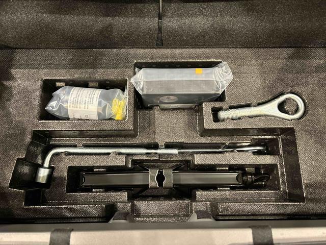 タフトG クロムベンチャー 電動パーキングブレーキスカイフィールトップ クロムパック メッキパック シルバーアンダーガーニッシュ インテリアアクセント LEDオートライト&フォグランプ 電動パーキングブレーキ バックカメラ アルミホイール(広島県)の中古車