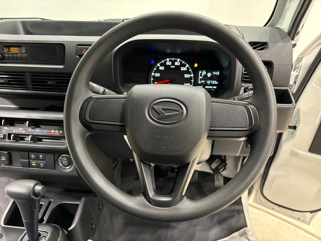 ハイゼットトラックスタンダード LEDヘッドランプ 電動格納式ドアミラースペアタイヤ キーフリーシステム プッシュボタンスタート パワーウインドウ LED大型荷台作業灯 アダプティブドライビングビーム AMFMラジオ(広島県)の中古車