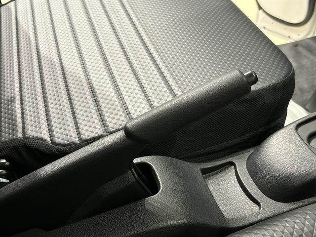 ハイゼットトラックスタンダード LEDヘッドランプ 電動格納式ドアミラースペアタイヤ キーフリーシステム プッシュボタンスタート パワーウインドウ LED大型荷台作業灯 アダプティブドライビングビーム AMFMラジオ(広島県)の中古車