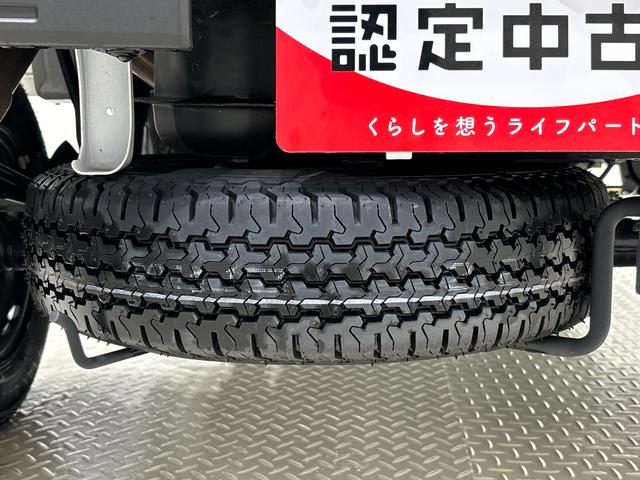 ハイゼットトラックスタンダード LEDヘッドランプ 電動格納式ドアミラースペアタイヤ キーフリーシステム プッシュボタンスタート パワーウインドウ LED大型荷台作業灯 アダプティブドライビングビーム AMFMラジオ(広島県)の中古車