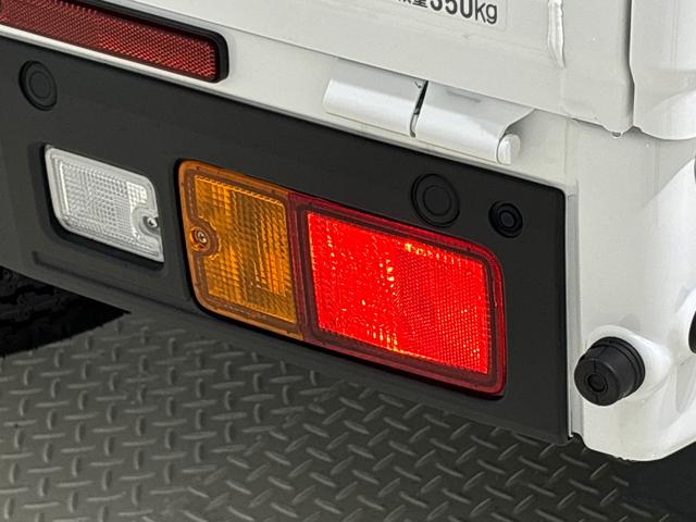 ハイゼットトラックスタンダード LEDヘッドランプ 電動格納式ドアミラースペアタイヤ キーフリーシステム プッシュボタンスタート パワーウインドウ LED大型荷台作業灯 アダプティブドライビングビーム AMFMラジオ(広島県)の中古車