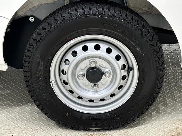 ハイゼットトラックスタンダード LEDヘッドランプ 電動格納式ドアミラースペアタイヤ キーフリーシステム プッシュボタンスタート パワーウインドウ LED大型荷台作業灯 アダプティブドライビングビーム AMFMラジオ(広島県)の中古車