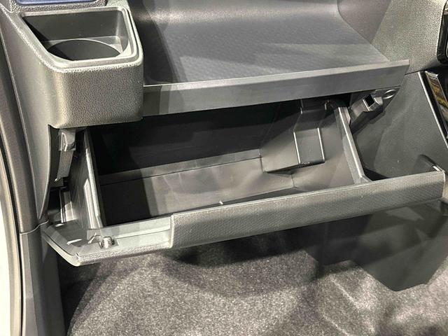 タントカスタムRS ターボ 運転席・助手席シートヒーター純正ナビ装着用アップグレードパック 両側電動スライドドア 格納式リヤドアサンシェード 本革巻ステアリングホイール 運転席シートリフター チルトステアリング オートライト キーフリーシステム(広島県)の中古車