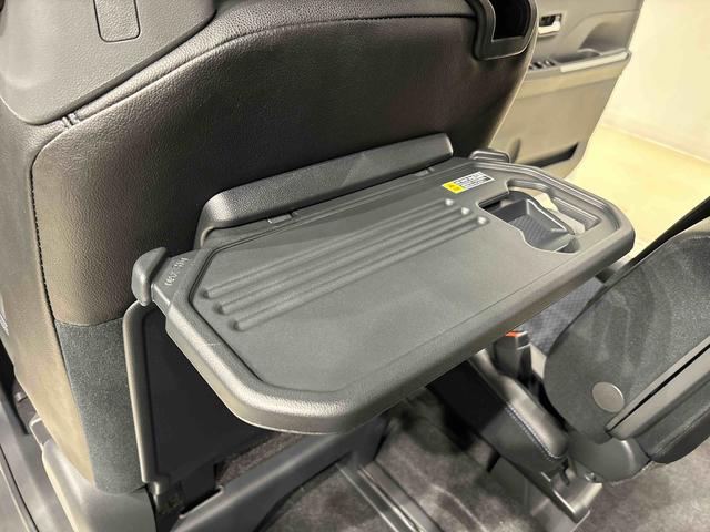 タントカスタムRS ターボ 運転席・助手席シートヒーター純正ナビ装着用アップグレードパック 両側電動スライドドア 格納式リヤドアサンシェード 本革巻ステアリングホイール 運転席シートリフター チルトステアリング オートライト キーフリーシステム(広島県)の中古車