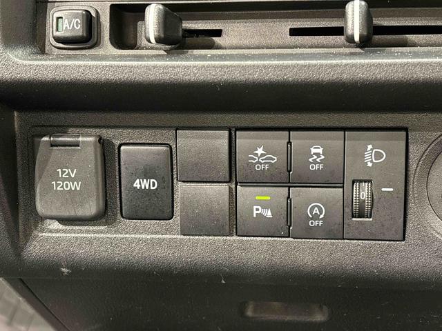 ハイゼットトラックスタンダード　トップシェイドガラス　オートハイビーム運転席ＳＲＳエアバック　バックソナー　電動式パワーステアリング　あゆみ板掛けテールゲート　ＶＳＣ＆ＴＲＣ　衝突警報機能　衝突回避支援ブレーキ　車線逸脱警報機能　標識認識機能　先行車発進お知らせ機能（広島県）の中古車
