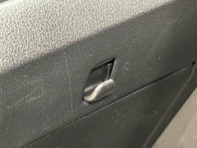 ハイゼットトラックスタンダード　トップシェイドガラス　オートハイビーム運転席ＳＲＳエアバック　バックソナー　電動式パワーステアリング　あゆみ板掛けテールゲート　ＶＳＣ＆ＴＲＣ　衝突警報機能　衝突回避支援ブレーキ　車線逸脱警報機能　標識認識機能　先行車発進お知らせ機能（広島県）の中古車