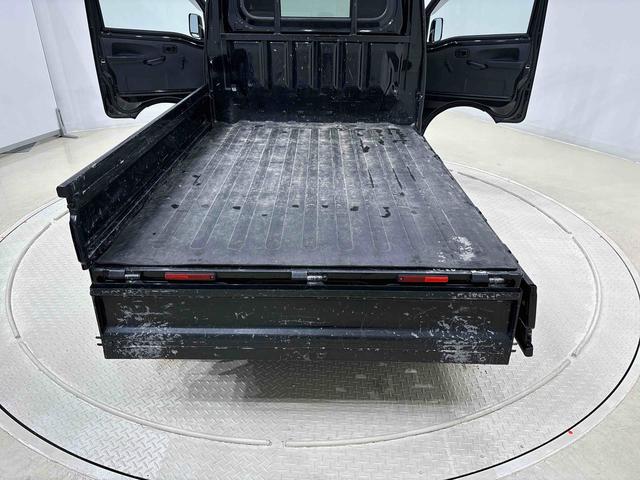 ハイゼットトラックスタンダード　トップシェイドガラス　オートハイビーム運転席ＳＲＳエアバック　バックソナー　電動式パワーステアリング　あゆみ板掛けテールゲート　ＶＳＣ＆ＴＲＣ　衝突警報機能　衝突回避支援ブレーキ　車線逸脱警報機能　標識認識機能　先行車発進お知らせ機能（広島県）の中古車
