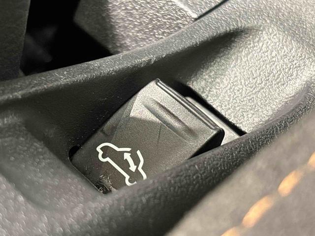 コペンローブ　Ｓ　ＣＶＴ車　ＥＴＣ車載器　カーナビゲーション電動開閉式ルーフ　ＬＥＤヘッドランプ　ハロゲンフォグランプ　　１６インチタイヤ＆アルミホイール　プッシュボタンスタート　セキュリティアラーム　スタビライザー（フロント・リヤ）（広島県）の中古車