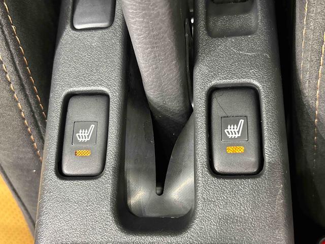 コペンローブ　Ｓ　ＣＶＴ車　ＥＴＣ車載器　カーナビゲーション電動開閉式ルーフ　ＬＥＤヘッドランプ　ハロゲンフォグランプ　　１６インチタイヤ＆アルミホイール　プッシュボタンスタート　セキュリティアラーム　スタビライザー（フロント・リヤ）（広島県）の中古車