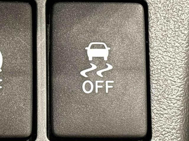 コペンローブ　Ｓ　ＣＶＴ車　ＥＴＣ車載器　カーナビゲーション電動開閉式ルーフ　ＬＥＤヘッドランプ　ハロゲンフォグランプ　　１６インチタイヤ＆アルミホイール　プッシュボタンスタート　セキュリティアラーム　スタビライザー（フロント・リヤ）（広島県）の中古車