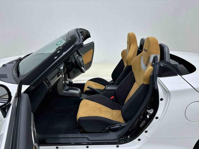 コペンローブ　Ｓ　ＣＶＴ車　ＥＴＣ車載器　カーナビゲーション電動開閉式ルーフ　ＬＥＤヘッドランプ　ハロゲンフォグランプ　　１６インチタイヤ＆アルミホイール　プッシュボタンスタート　セキュリティアラーム　スタビライザー（フロント・リヤ）（広島県）の中古車