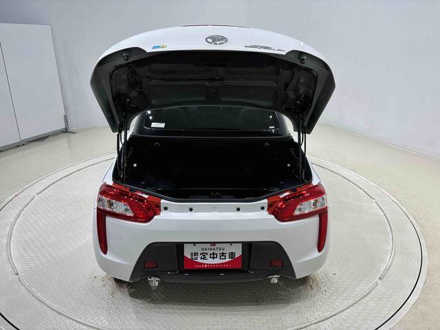 コペンローブ　Ｓ　ＣＶＴ車　ＥＴＣ車載器　カーナビゲーション電動開閉式ルーフ　ＬＥＤヘッドランプ　ハロゲンフォグランプ　　１６インチタイヤ＆アルミホイール　プッシュボタンスタート　セキュリティアラーム　スタビライザー（フロント・リヤ）（広島県）の中古車