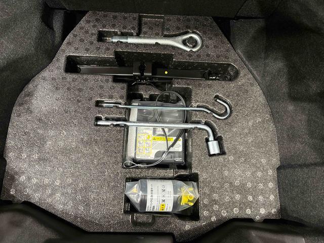 コペンローブ　Ｓ　ＣＶＴ車　ＥＴＣ車載器　カーナビゲーション電動開閉式ルーフ　ＬＥＤヘッドランプ　ハロゲンフォグランプ　　１６インチタイヤ＆アルミホイール　プッシュボタンスタート　セキュリティアラーム　スタビライザー（フロント・リヤ）（広島県）の中古車