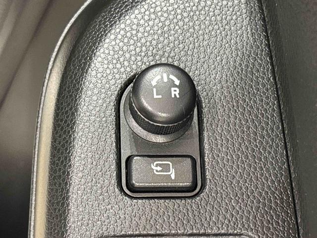 イグニスFリミテッド カーナビ バックモニター ドライブレコーダーETC車載器 運転席・助手席シートヒーター プッシュボタンスタート オートライト 電動格納式ドアミラー サイドエアバッグ オートエアコン ターンランプ付き電動格納式ドアミラー(広島県)の中古車