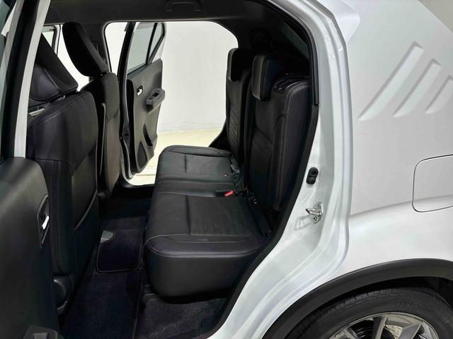 イグニスFリミテッド カーナビ バックモニター ドライブレコーダーETC車載器 運転席・助手席シートヒーター プッシュボタンスタート オートライト 電動格納式ドアミラー サイドエアバッグ オートエアコン ターンランプ付き電動格納式ドアミラー(広島県)の中古車