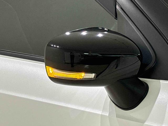 イグニスFリミテッド カーナビ バックモニター ドライブレコーダーETC車載器 運転席・助手席シートヒーター プッシュボタンスタート オートライト 電動格納式ドアミラー サイドエアバッグ オートエアコン ターンランプ付き電動格納式ドアミラー(広島県)の中古車