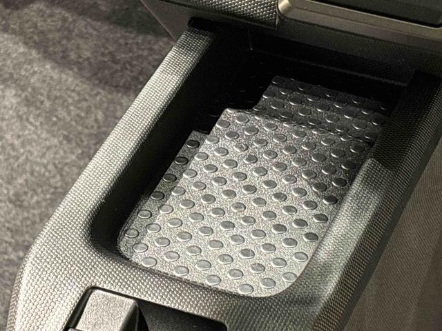 タフトＧ　クロムベンチャー　バックモニター対応カメラスカイフィールトップ　クロムパック　メッキパック　シルバーアンダーガーニッシュ　インテリアアクセント　ＬＥＤオートライト＆フォグランプ　電動パーキングブレーキ　バックカメラ　アルミホイール（広島県）の中古車