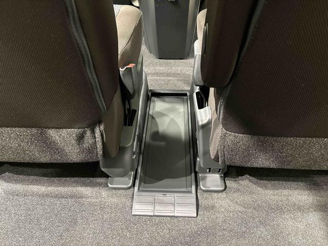 トールGターボLEDヘッドランプ 14インチフルホイールキャップ オートライト プッシュボタンスタート パワースライドドア コーナーセンサー(広島県)の中古車