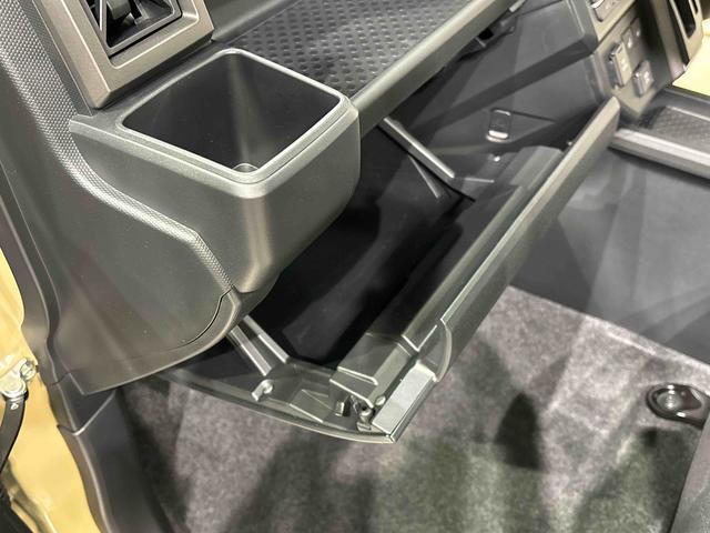 タフトＧ　クロムベンチャー　前席シートヒータースカイフィールトップ　クロムパック　メッキパック　シルバーアンダーガーニッシュ　インテリアアクセント　ＬＥＤオートハイビーム＆フォグランプ　電動パーキングブレーキ　バックカメラ　アルミホイール（広島県）の中古車