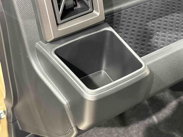 タフトG クロムベンチャー バックモニター 電動パーキングブレーキスカイフィールトップ クロムパック メッキパック シルバーアンダーガーニッシュ インテリアアクセント LEDオートライト&フォグランプ 電動パーキングブレーキ バックカメラ アルミホイール(広島県)の中古車