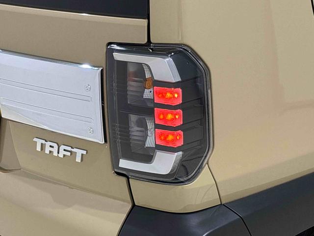 タフトG クロムベンチャー バックモニター 電動パーキングブレーキスカイフィールトップ クロムパック メッキパック シルバーアンダーガーニッシュ インテリアアクセント LEDオートライト&フォグランプ 電動パーキングブレーキ バックカメラ アルミホイール(広島県)の中古車