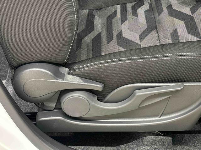 タフトG クロムベンチャー バックカメラ付き 前席シートヒータースカイフィールトップ クロムパック メッキパック シルバーアンダーガーニッシュ インテリアアクセント LEDオートハイビーム&フォグランプ 電動パーキングブレーキ バックカメラ アルミホイール(広島県)の中古車