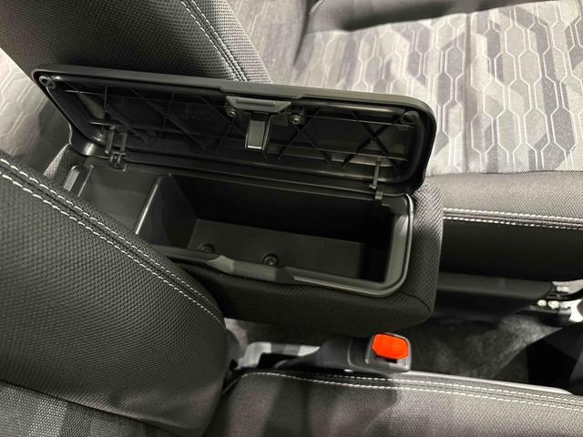 タフトG クロムベンチャー バックカメラ付き 前席シートヒータースカイフィールトップ クロムパック メッキパック シルバーアンダーガーニッシュ インテリアアクセント LEDオートハイビーム&フォグランプ 電動パーキングブレーキ バックカメラ アルミホイール(広島県)の中古車