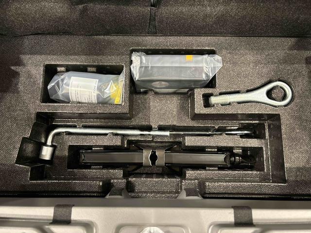 タフトG クロムベンチャー バックカメラ付き 前席シートヒータースカイフィールトップ クロムパック メッキパック シルバーアンダーガーニッシュ インテリアアクセント LEDオートハイビーム&フォグランプ 電動パーキングブレーキ バックカメラ アルミホイール(広島県)の中古車