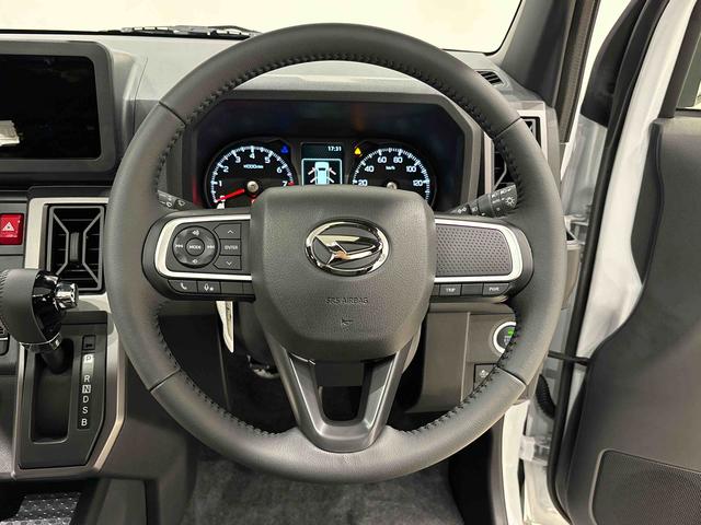 タフトＧ　ダーククロムベンチャー　運転席・助手席シートヒーター純正ナビ装着用アップグレードパック　電動パーキングブレーキブレーキ　オートブレーキホールド機能　運転席シートリフター　チルトステアリング　オートライト　キーフリーシステム（広島県）の中古車