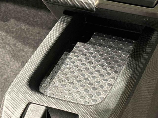 タフトＧ　ダーククロムベンチャー　運転席・助手席シートヒーター純正ナビ装着用アップグレードパック　電動パーキングブレーキブレーキ　オートブレーキホールド機能　運転席シートリフター　チルトステアリング　オートライト　キーフリーシステム（広島県）の中古車