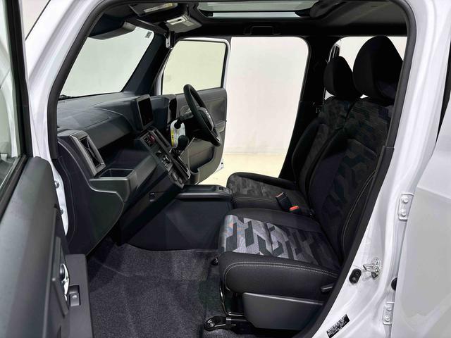 タフトＧ　ダーククロムベンチャー　運転席・助手席シートヒーター純正ナビ装着用アップグレードパック　電動パーキングブレーキブレーキ　オートブレーキホールド機能　運転席シートリフター　チルトステアリング　オートライト　キーフリーシステム（広島県）の中古車