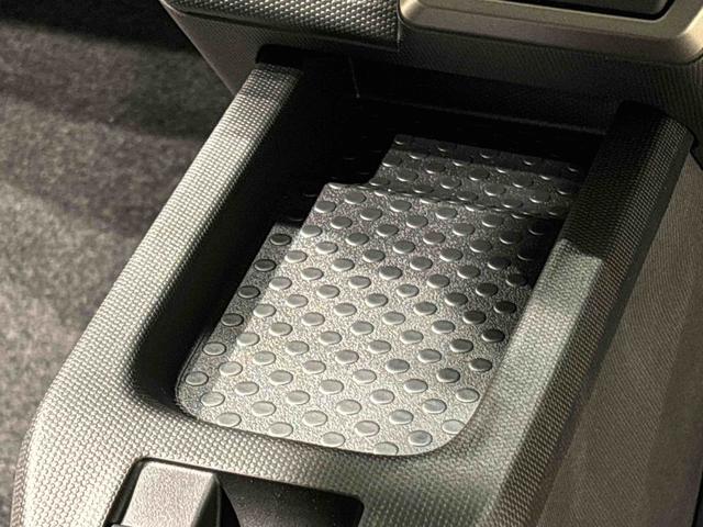 タフトGダーククロムベンチャー 電子パーキング LEDヘッドライトスカイフィールトップ クロムパック メッキパック シルバーアンダーガーニッシュ インテリアアクセント LEDオートライト&フォグランプ 電動パーキングブレーキ バックカメラ アルミホイール(広島県)の中古車