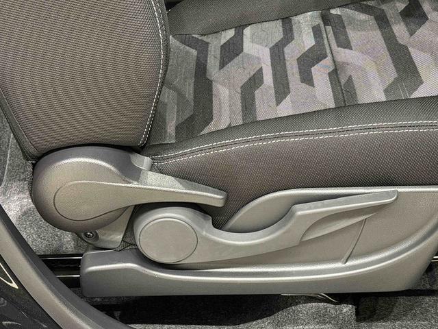タフトGダーククロムベンチャー 電子パーキング LEDヘッドライトスカイフィールトップ クロムパック メッキパック シルバーアンダーガーニッシュ インテリアアクセント LEDオートライト&フォグランプ 電動パーキングブレーキ バックカメラ アルミホイール(広島県)の中古車