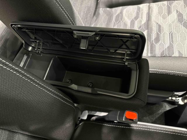 タフトGダーククロムベンチャー 電子パーキング LEDヘッドライトスカイフィールトップ クロムパック メッキパック シルバーアンダーガーニッシュ インテリアアクセント LEDオートライト&フォグランプ 電動パーキングブレーキ バックカメラ アルミホイール(広島県)の中古車