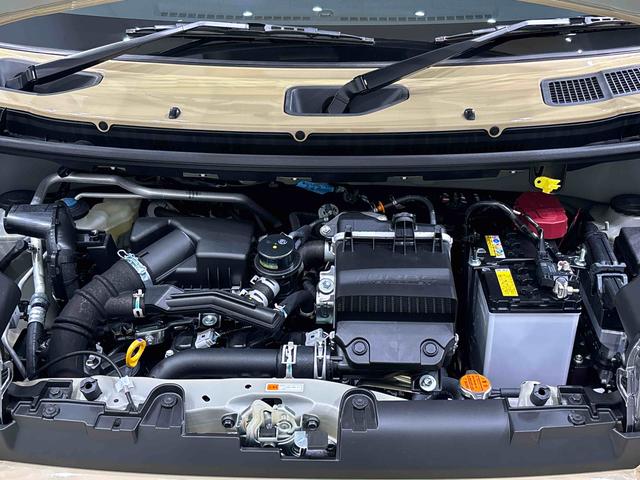 タフトＧターボ　　ダーククロムベンチャー　　　電子パーキングスカイフィールトップ　クロムパック　メッキパック　シルバーアンダーガーニッシュ　インテリアアクセント　ＬＥＤオートハイビーム＆フォグランプ　電動パーキングブレーキ　バックカメラ　アルミホイール（広島県）の中古車