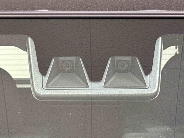 タフトＧ　クロムベンチャー　運転席・助手席シートヒーター純正ナビ装着用アップグレードパック　電動パーキングブレーキブレーキ　オートブレーキホールド機能　本革巻ステアリングホイール　リバース連動リヤワイパー　１５インチアルミホイール　キーフリーシステム（広島県）の中古車