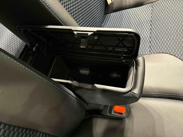 タントカスタムRS  電子パーキング  両側パワースライドドアLEDオートライト パワースライドドアウェルカムオープン機能 電動パーキングブレーキ 運転席助手席シートヒーター アルミホイール キーフリーシステム  オート電動格納式ドアミラー(広島県)の中古車