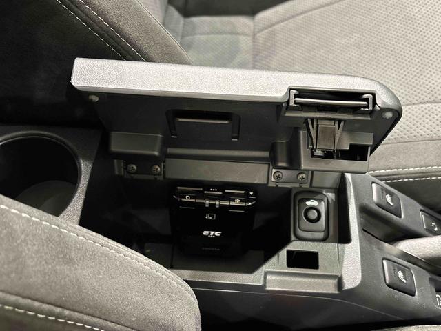コペンＧＲ　スポーツ　　ナビ　　バックモニター　　ＥＴＣ電動開閉式ルーフ　ＬＥＤヘッドランプ　ハロゲンフォグランプ　　１６インチタイヤ＆アルミホイール　プッシュボタンスタート　セキュリティアラーム　スタビライザー（フロント・リヤ）（広島県）の中古車