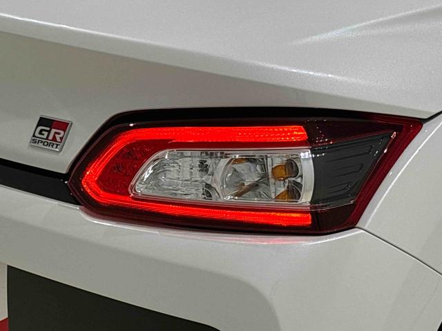 コペンGR スポーツ  CDステレオ ETC シートヒーター電動開閉式ルーフ LEDヘッドランプ  16インチタイヤ&アルミホイール プッシュボタンスタート セキュリティアラーム スタビライザー(フロント・リヤ)(広島県)の中古車