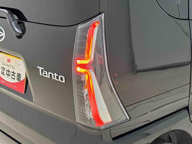 タントカスタムＸ　　　両側パワースライドドア　　電子パーキングＬＥＤオートライト　パワースライドドアウェルカムオープン機能　電動パーキングブレーキ　運転席助手席シートヒーター　アルミホイール　キーフリーシステム　　オート電動格納式ドアミラー（広島県）の中古車