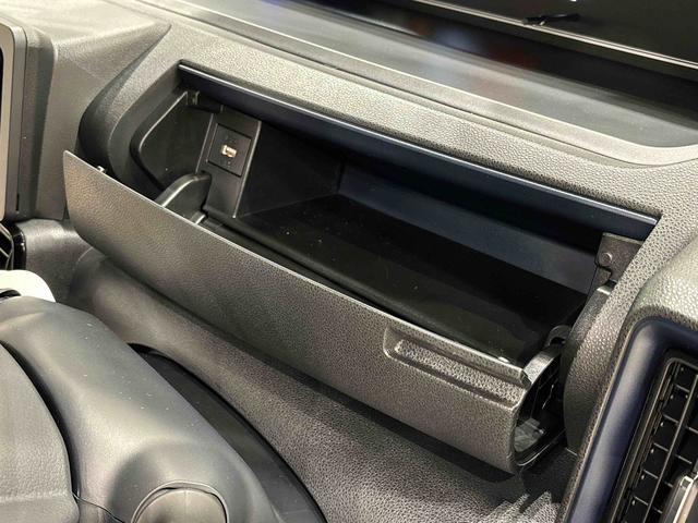 タントカスタムＸ　両側電動スライドドア　キーフリーシステムパノラマモニター対応純正ナビ装着用アップグレードパック　電動パーキングブレーキブレーキ　オートブレーキホールド機能　運転席・助手席シートヒーター　チルトステアリング　運転席シートリフター（広島県）の中古車