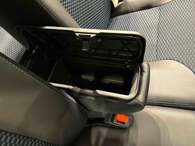 タントカスタムＸ　両側電動スライドドア　キーフリーシステムパノラマモニター対応純正ナビ装着用アップグレードパック　電動パーキングブレーキブレーキ　オートブレーキホールド機能　運転席・助手席シートヒーター　チルトステアリング　運転席シートリフター（広島県）の中古車