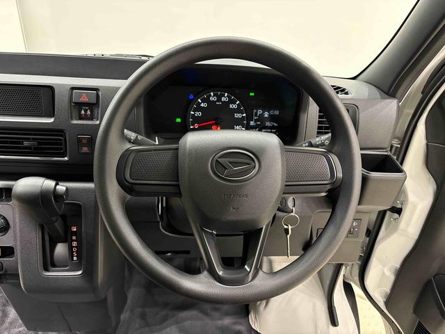 ハイゼットカーゴＤＸＡＭＦＭラジオ　リヤヒーター　オーバーヘッドシェルフ　ヒルホールドシステム　ＶＳＣ＆ＴＲＣ　リバース連動リヤワイパー　手引き式サイドブレーキ　フロントドアパワーウインドウ（運転席挟み込み防止機構付き）（広島県）の中古車