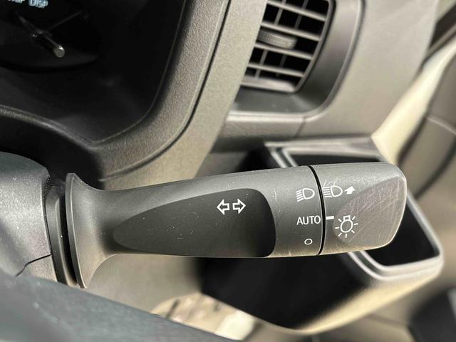 ハイゼットカーゴＤＸＡＭＦＭラジオ　リヤヒーター　オーバーヘッドシェルフ　ヒルホールドシステム　ＶＳＣ＆ＴＲＣ　リバース連動リヤワイパー　手引き式サイドブレーキ　フロントドアパワーウインドウ（運転席挟み込み防止機構付き）（広島県）の中古車