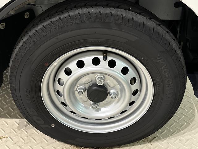 ハイゼットカーゴＤＸＡＭＦＭラジオ　リヤヒーター　オーバーヘッドシェルフ　ヒルホールドシステム　ＶＳＣ＆ＴＲＣ　リバース連動リヤワイパー　手引き式サイドブレーキ　フロントドアパワーウインドウ（運転席挟み込み防止機構付き）（広島県）の中古車